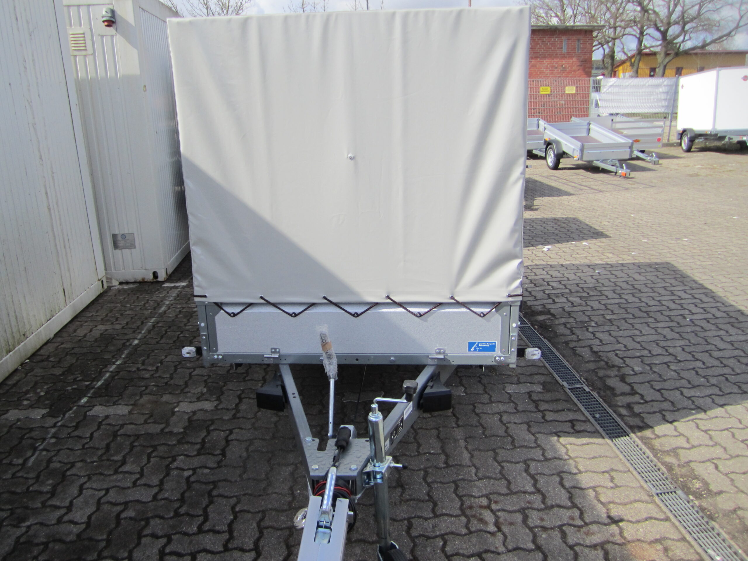 Anhänger STL 1300 O2 13-25-13.1 mit Plane grau und Spriegel 100 cm PKW Anhänger – Bild 2