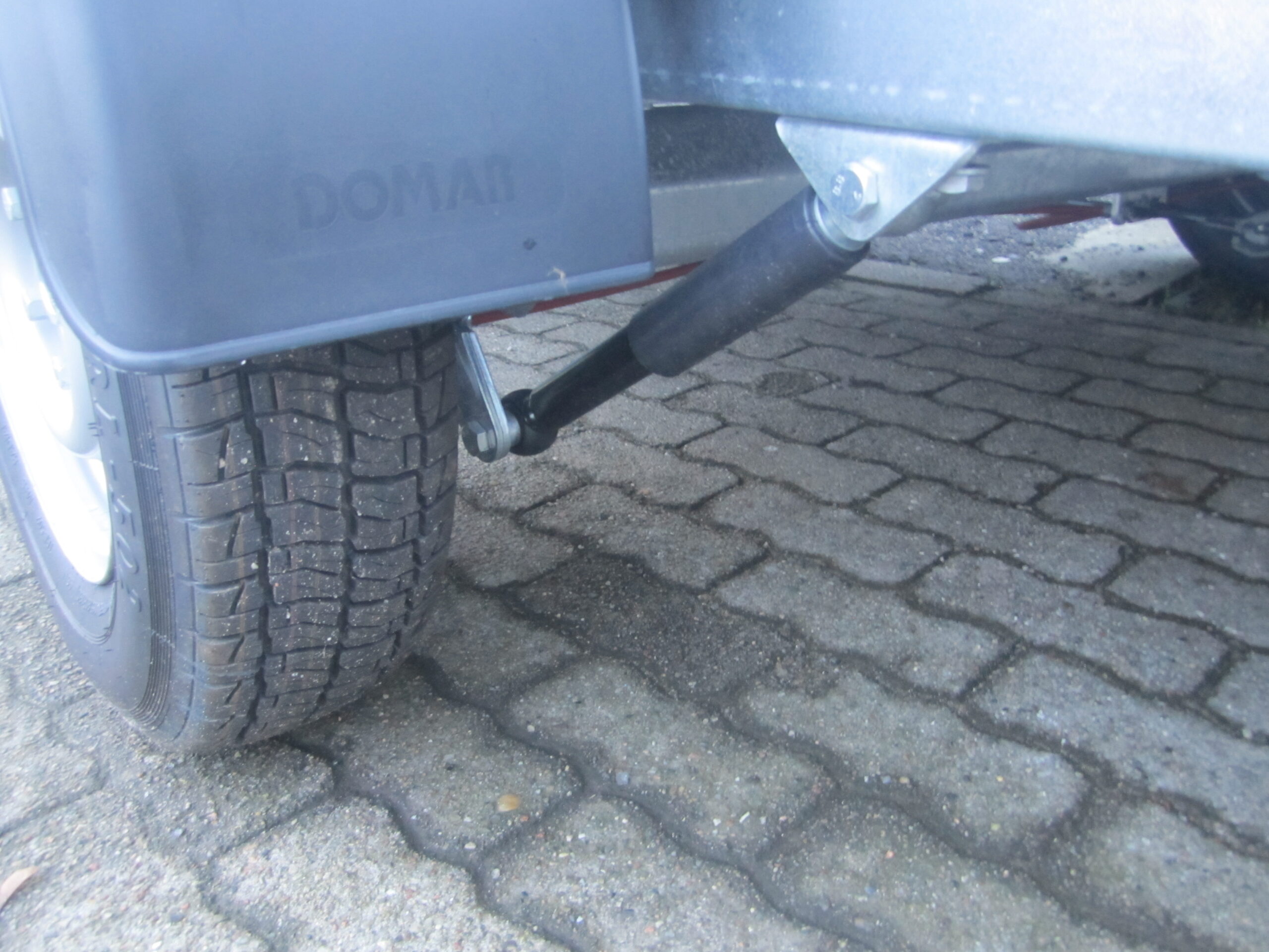 Blyss Anhänger 100KMH