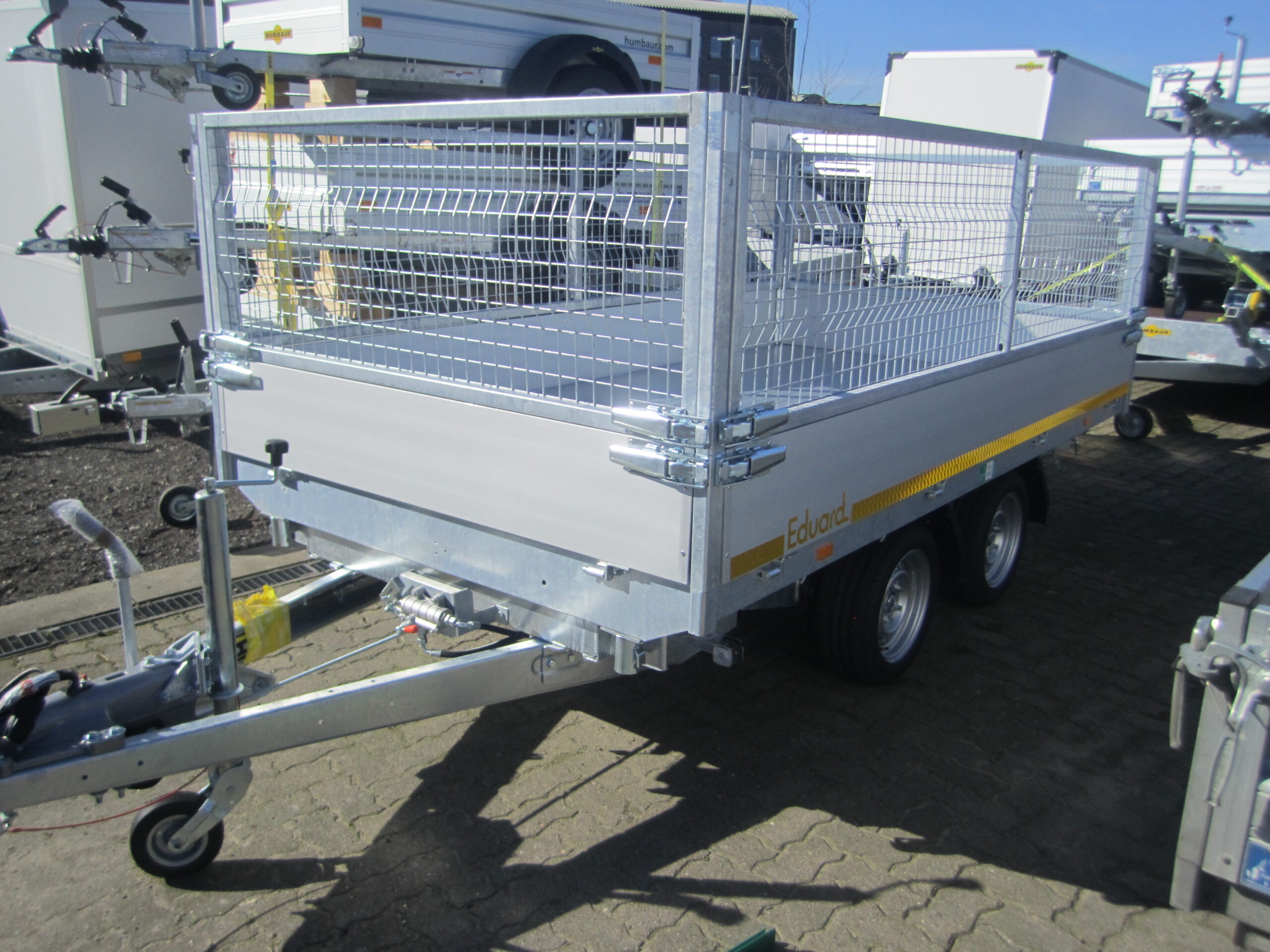 Anhänger EDUARD 3 Seiten Kipper 3,5 t PKW Anhänger Alu Rampen Laubgitter – Bild 2