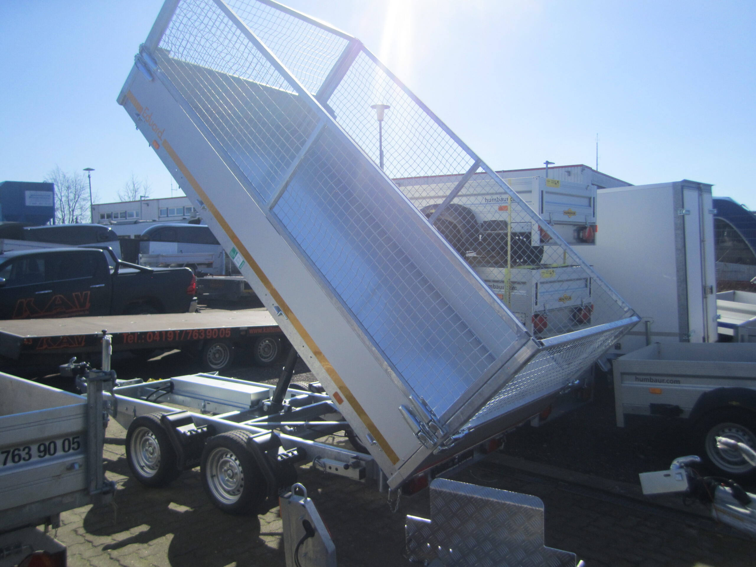 Anhänger EDUARD 3 Seiten Kipper 3,5 t PKW Anhänger Alu Rampen Laubgitter – Bild 13