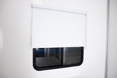 Bauwagen Stema 1300 KG gebremst 1 Achser SHBK O2 13-30-20.1 P23 Tür in Vorderwand, 4 Abstellstützen und Schiebefenster – Bild 6