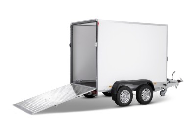 Stema Kofferanhänger 2700 KG STPK O2 27-25-15.2.P18.1 Rampe n. unten P Box gebremst, Plywood mit 1 x große Rampe nach unten zu öffnen und 2 x Abstellstütze – Bild 3