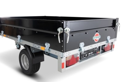 SySTEMA Hochlader Schwarz Pulverbeschichtet 750 KG tiefschwarz RAL 9005+Flachplane schwarz+ Deichselbox aus Riffelblech – Bild 2