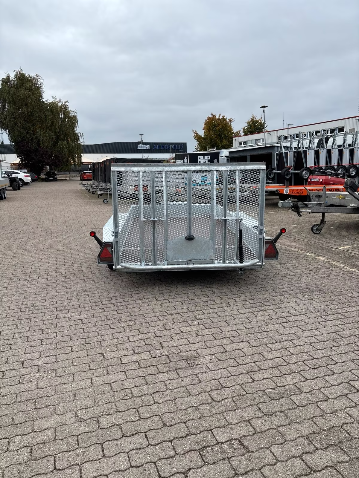 VARIANT 3516 B3 Maschinentransporter 3500 KG mit Heckrampe und Blattfedern PKW Anhänger Neufahrzeug – Bild 3