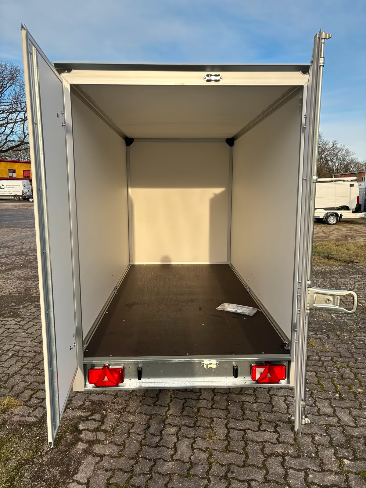 Humbaur Kofferanhänger 1 Achser 1300 KGHK 133015-18P FlexZurr PKW Anhänger Neufahrzeug – Bild 4