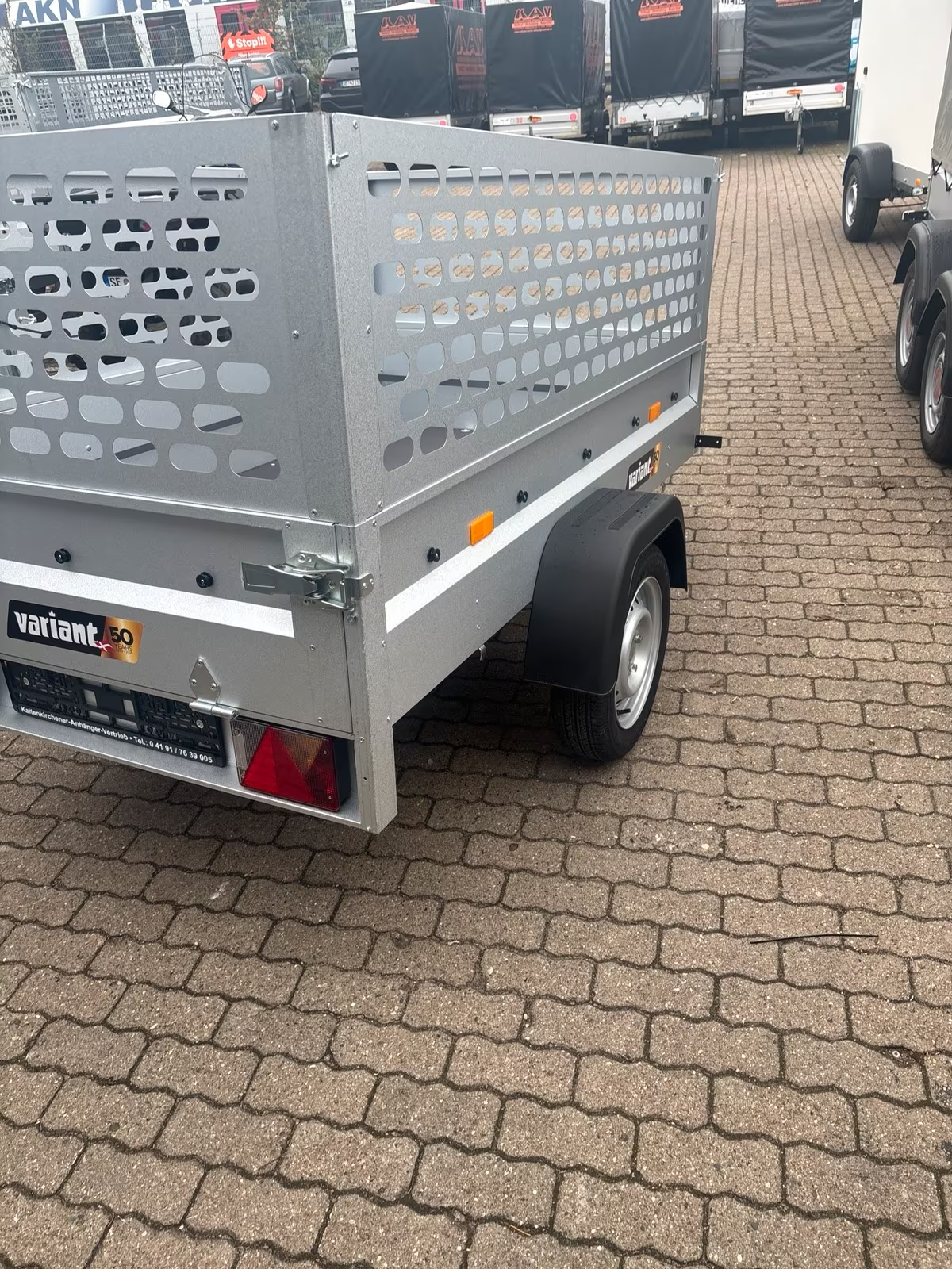VARIANT 205 S1 750 KG ungebremster Anhänger mit Gitteraufsatz PKW Anhänger Neufahrzeug – Bild 3