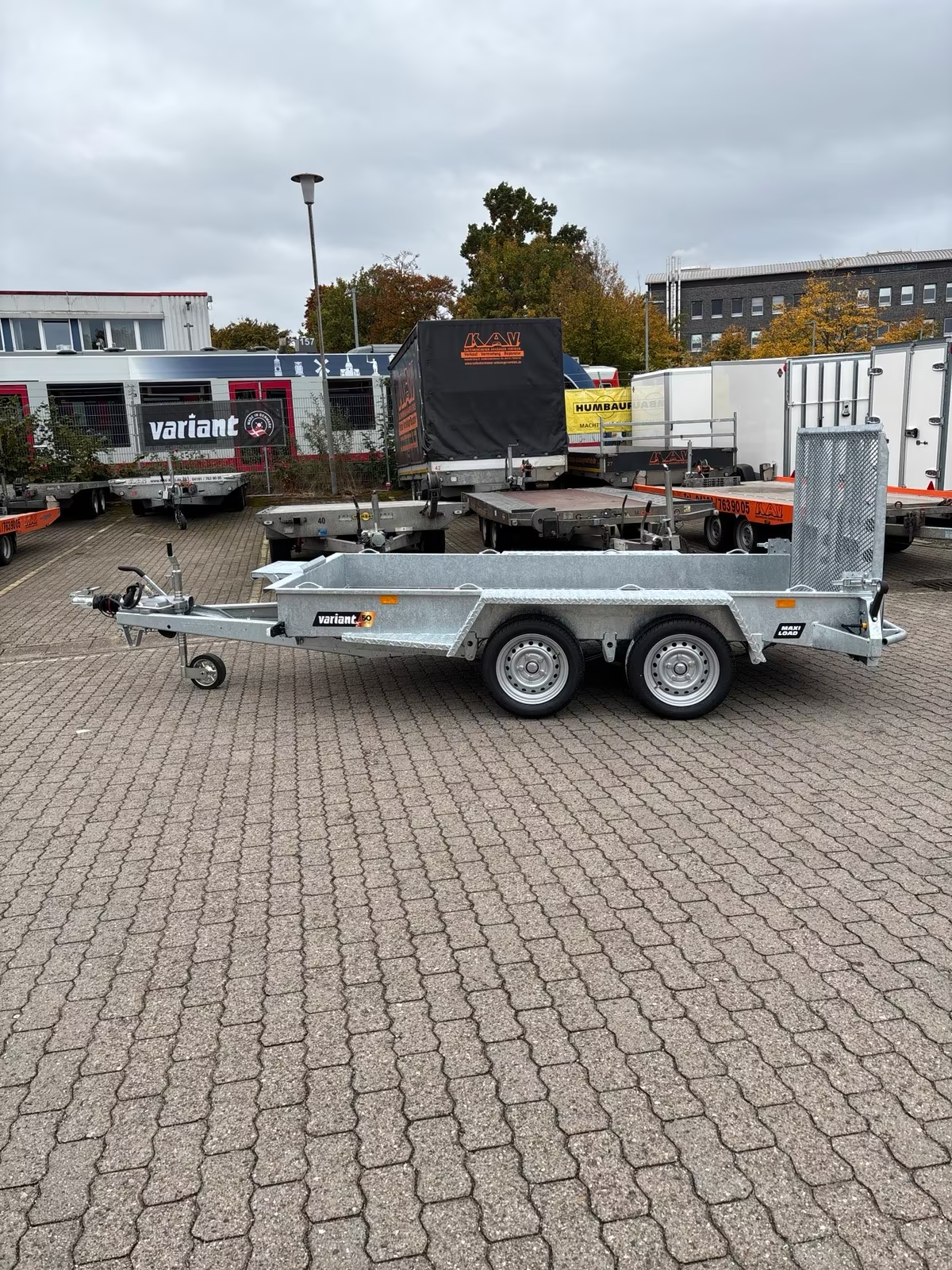 VARIANT 3516 B3 Maschinentransporter 3500 KG mit Heckrampe und Blattfedern PKW Anhänger Neufahrzeug – Bild 5