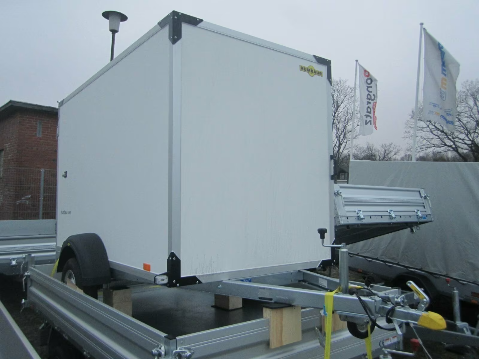 Humbaur Kofferanhänger 750 KG HK 752513-15P Neu PKW Anhänger