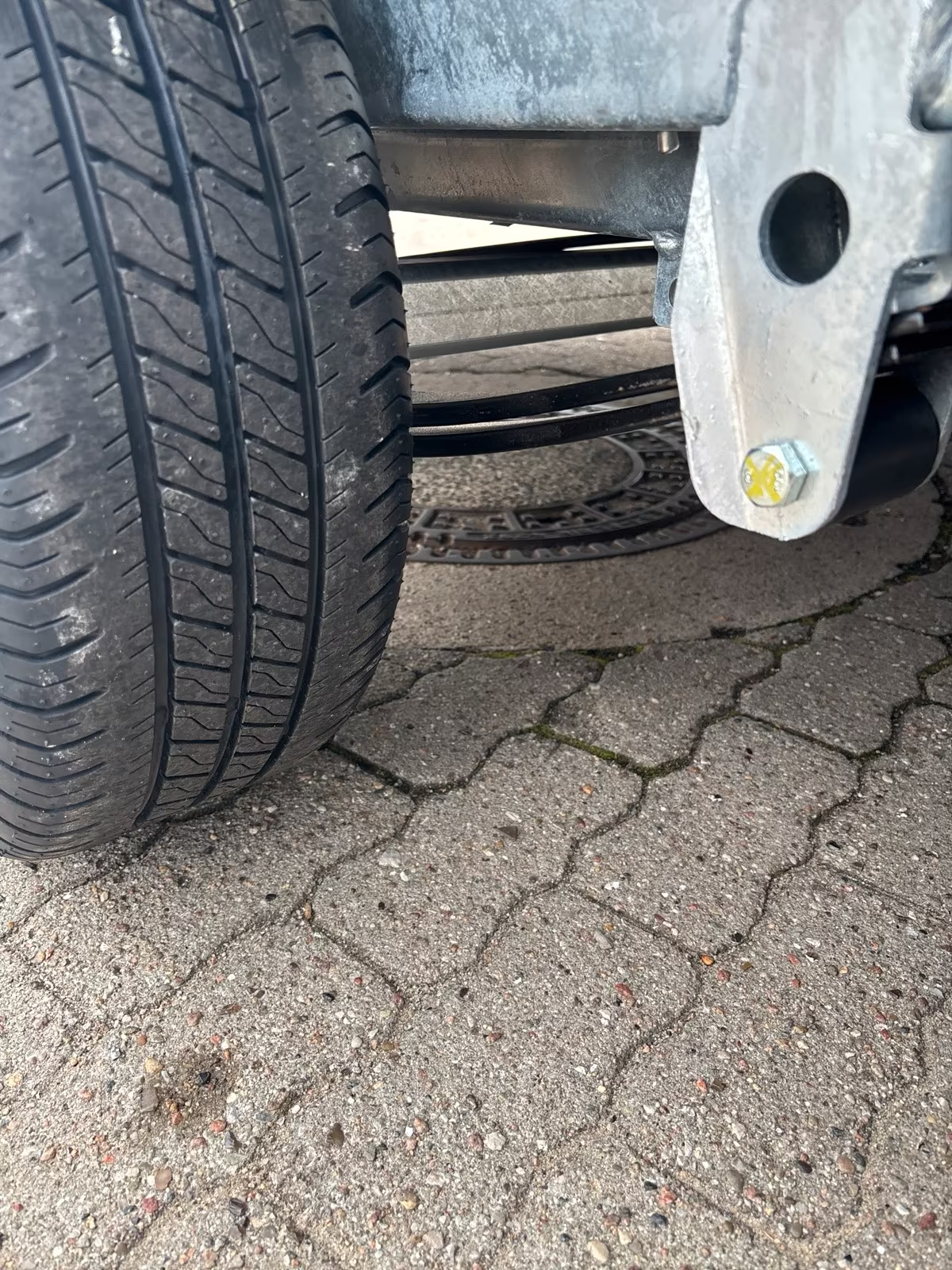 Variant Baumaschinen Anhänger 3518 M4 mit Alu Boden und Heckrampe Neufahrzeug PKW Anhänger – Bild 5