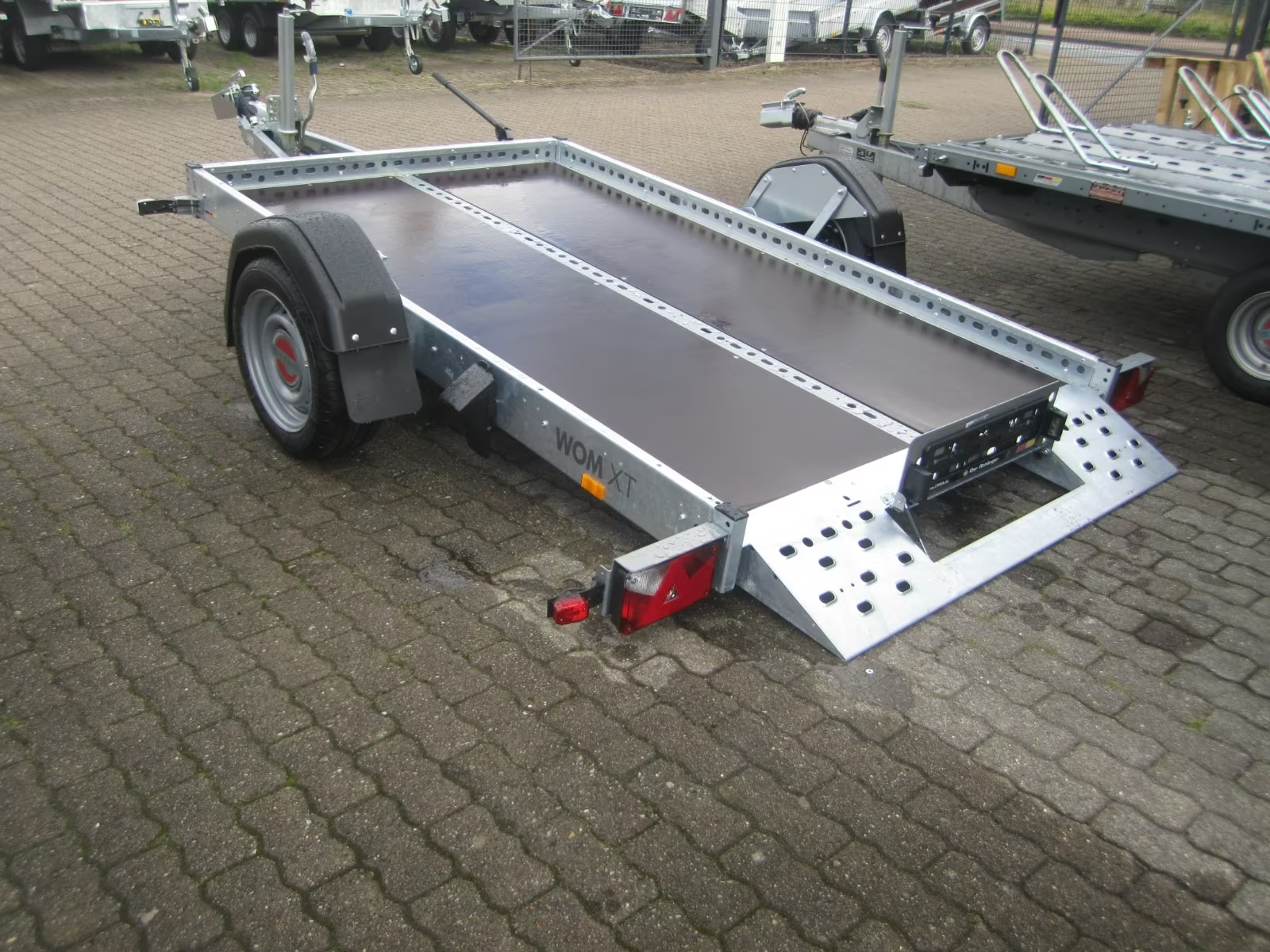 Stema Absenkanhänger 1300 KG neu Pkw Anhänger Neufahrzeug – Bild 4