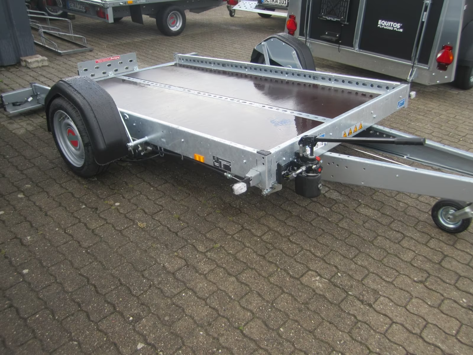 Stema Absenkanhänger 1300 KG neu Pkw Anhänger Neufahrzeug – Bild 2