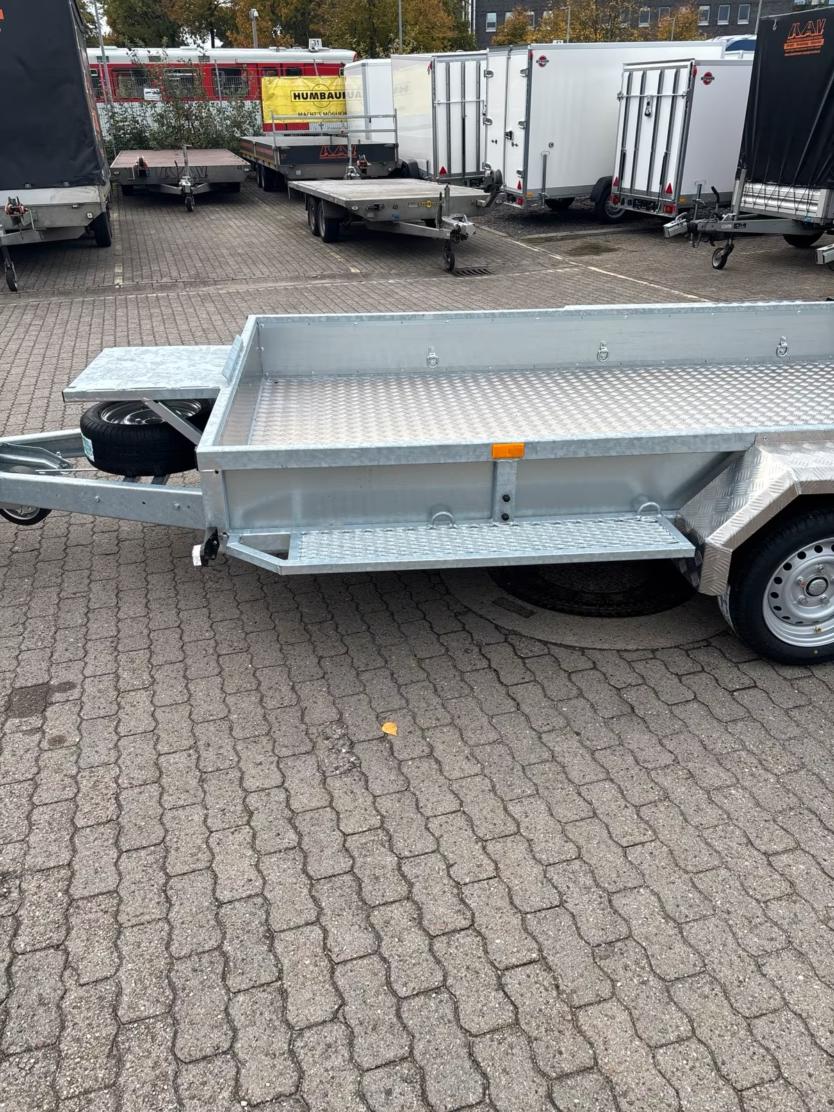 Variant Baumaschinen Anhänger 3518 M4 mit Alu Boden und Heckrampe Neufahrzeug PKW Anhänger – Bild 7