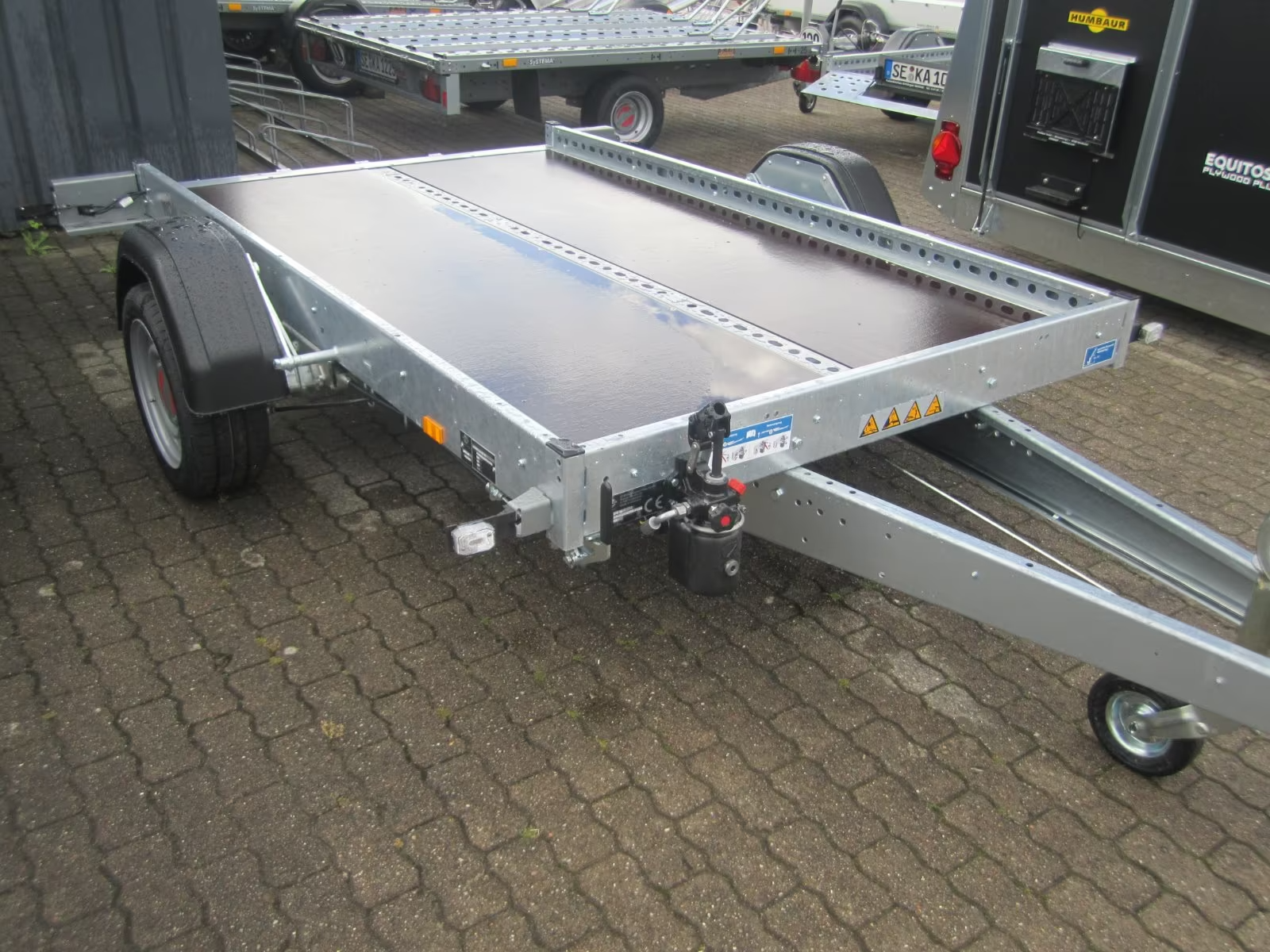 Stema Absenkanhänger 1300 KG neu Pkw Anhänger Neufahrzeug