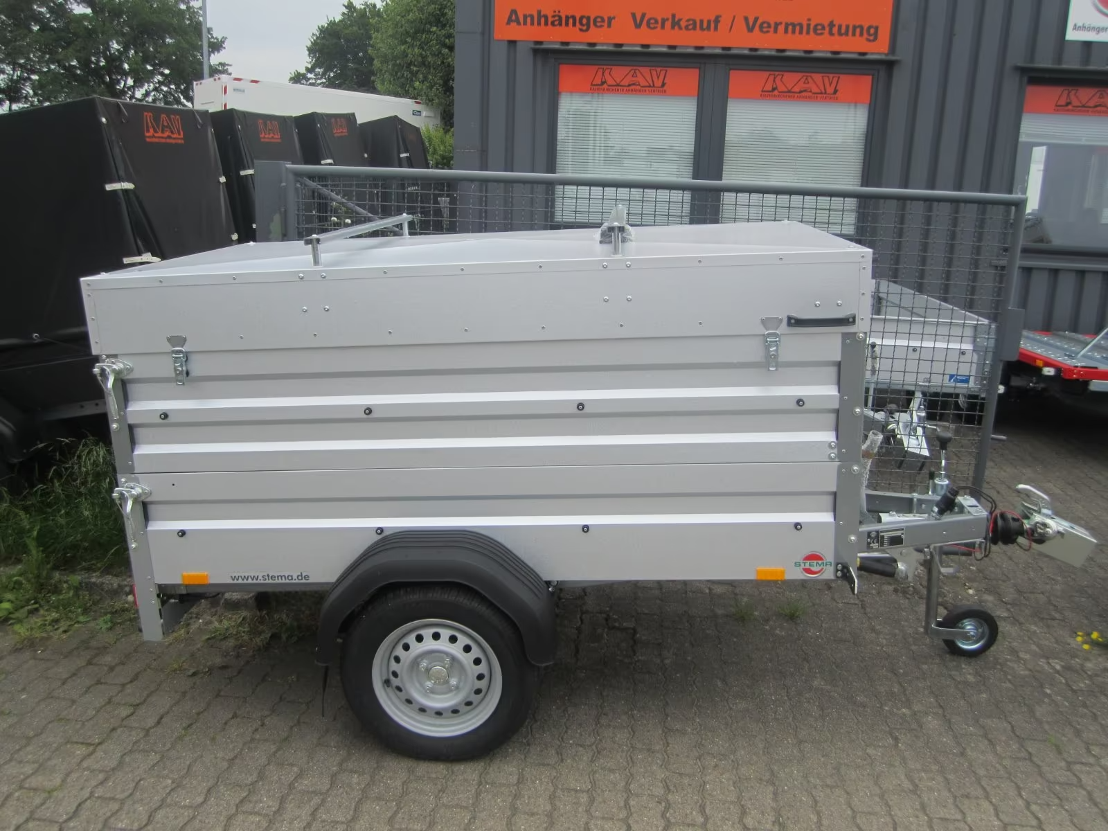 Stema Deckelanhänger 66 cm hoch 100 km/h Neu PKW Anhänger – Bild 4