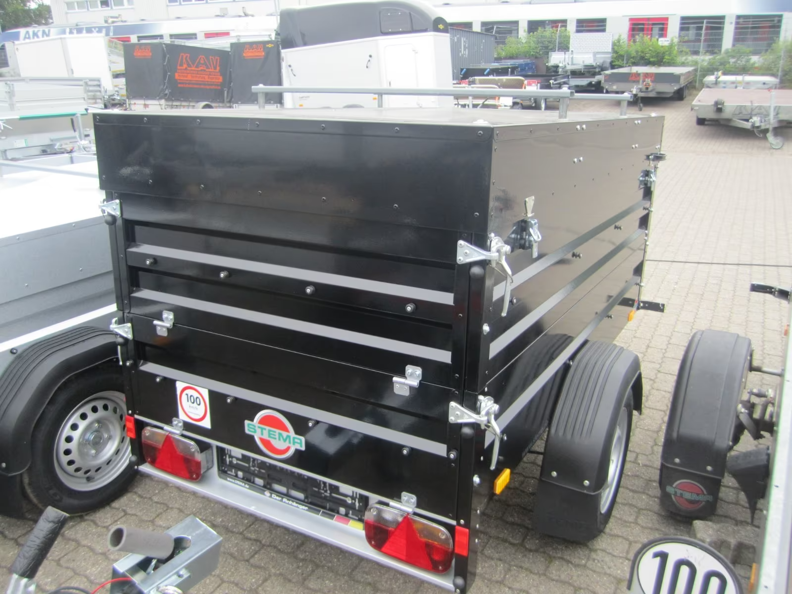 Stema Deckelanhänger schwarz 100 km/H PKW Anhänger – Bild 7