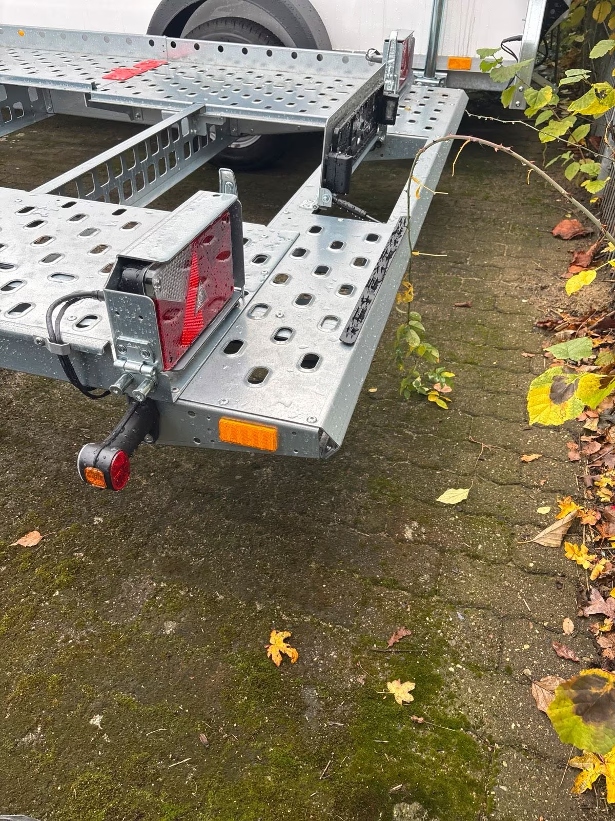 Stema Autotransporter 3000 KG ATOUR ATH 30-49-21.2 Kippbar Ladefläche 4,90x2,03 m Neu PKW Anhänger – Bild 8