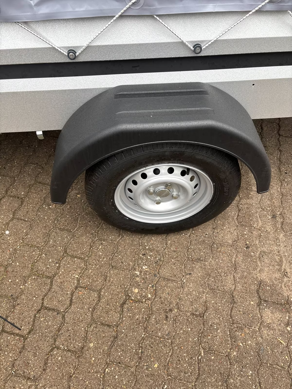 VARIANT 260B EDITION 1000 KG Tieflader mit Hochplane 100 cm 254x124m 1 Achser Neufahrzeug – Bild 10