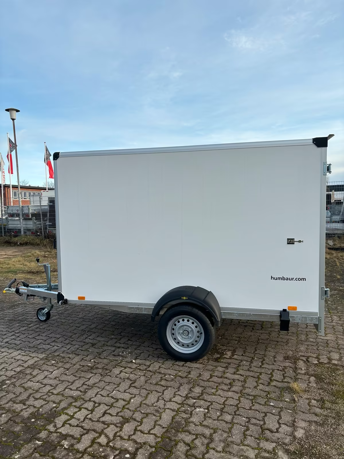Humbaur Kofferanhänger 1 Achser 1300 KGHK 133015-18P FlexZurr PKW Anhänger Neufahrzeug – Bild 9