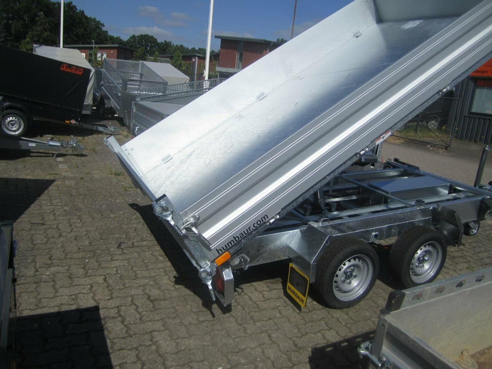 3 Seiten Kipper Humbaur HTK 3000.31 ALU mit E-Pumpe 3000 kg PKW Anhänger – Bild 12