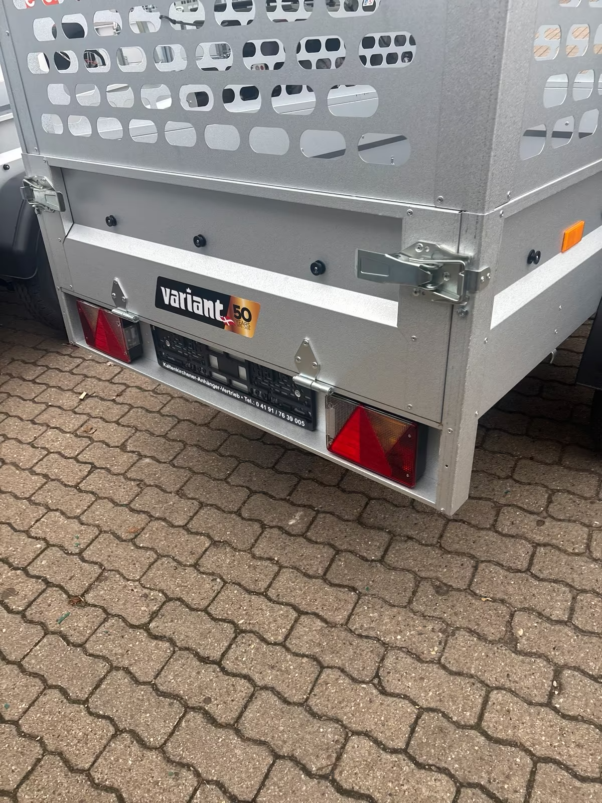 VARIANT 205 S1 750 KG ungebremster Anhänger mit Gitteraufsatz PKW Anhänger Neufahrzeug – Bild 12