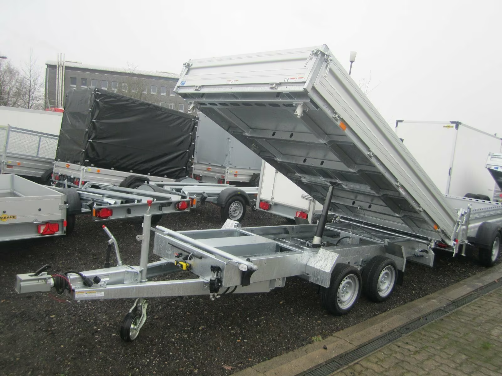 Humbaur 3 Seitenkipper 3,5 t HTK 3500.37 Alu E-Pumpe PKW Anhänger – Bild 4
