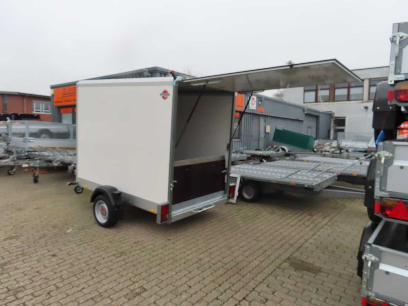 Stema Absenkbarer Koffer Anhänger PKW Anhänger – Bild 7