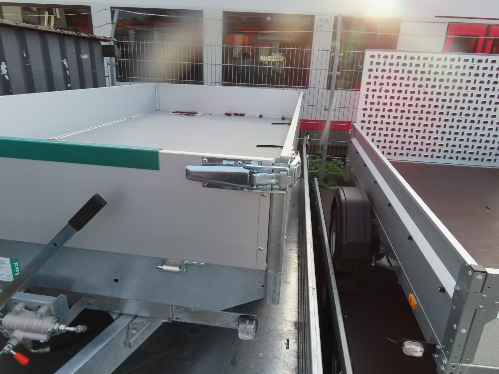 Eduard Heckkipper 3000 KG 3,1x1,6m E-Pumpe Aufsatz PKW Anhänger – Bild 8