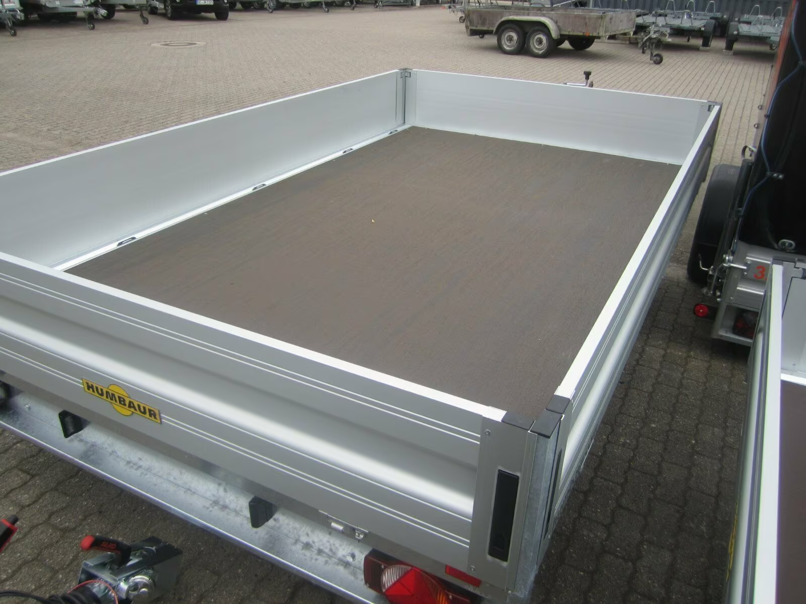 Humbaur Hochlader 2 Achser 2500 KG PKW Anhänger HN253118 – Bild 6