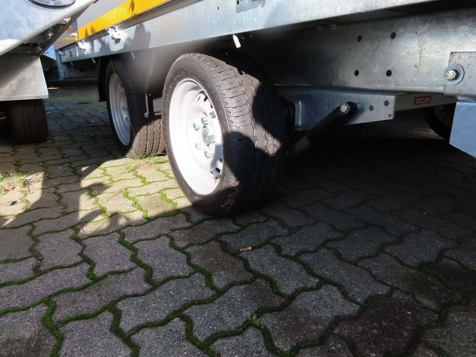 Eduard Hochlader 2000 KG 4x2 m PKW Anhänger – Bild 7