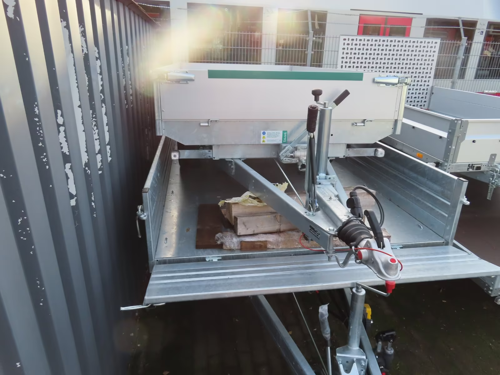 Eduard Heckkipper 3000 KG 3,1x1,6m E-Pumpe Aufsatz PKW Anhänger – Bild 12