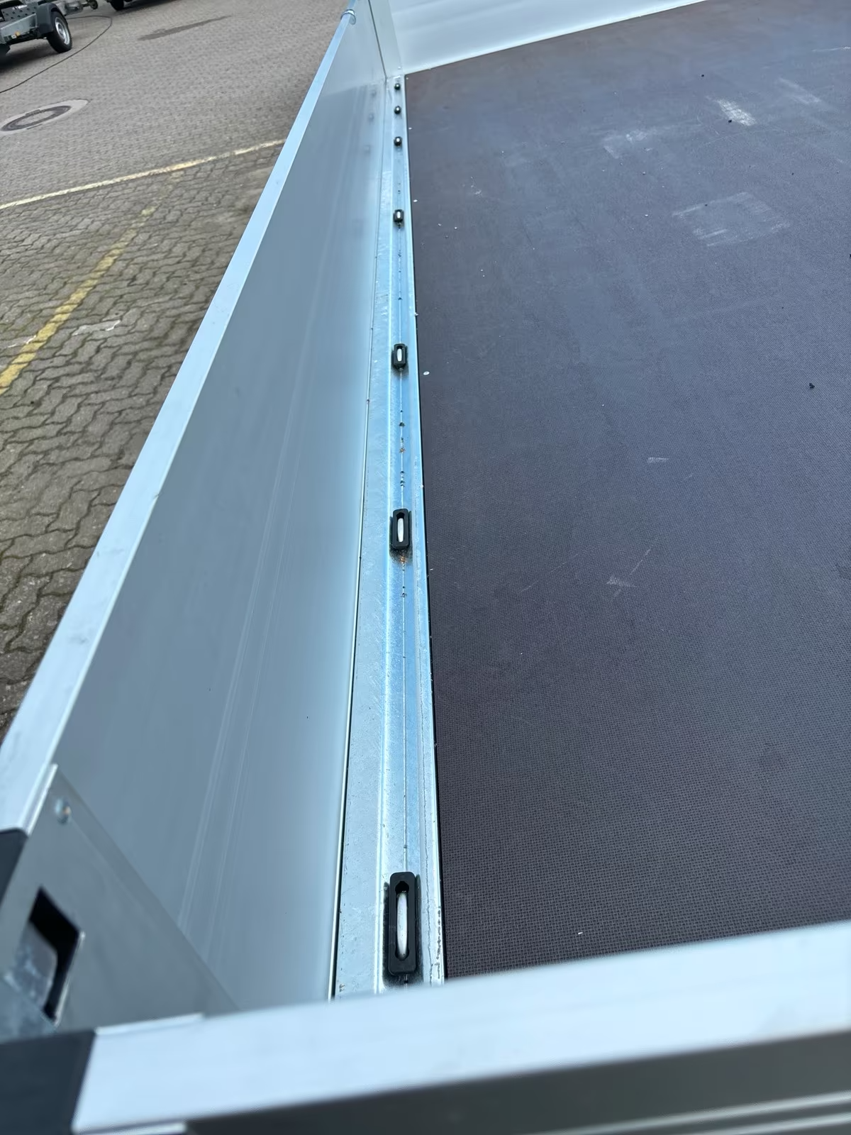 Humbaur Hochlader HT304121 3,0 t PKW Anhänger Neu – Bild 10