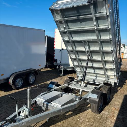 Stema Heckkipper ROCKO Smart RKE Rückwärtskipper O2 27-30-15.2 2700 KG mit E-Pumpe und Gitter Aufsatz